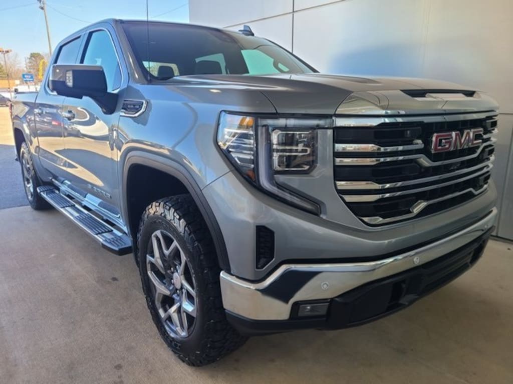 Used 2023 GMC Sierra 1500 SLT Truck Crew Cab