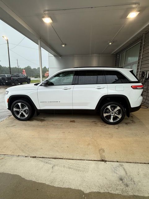 2026 Jeep Grand Cherokee Sport Utility 