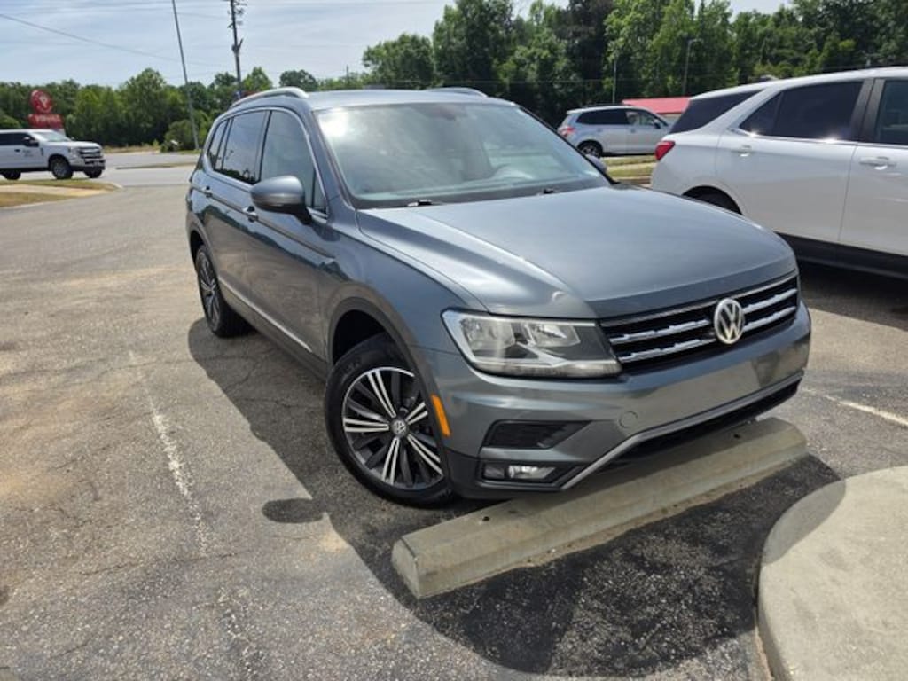 Used 2018 Volkswagen Tiguan 2.0T SEL SUV