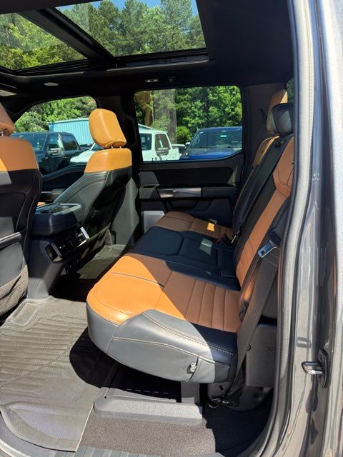 2023 Ford F-150 Platinum - Photo 27