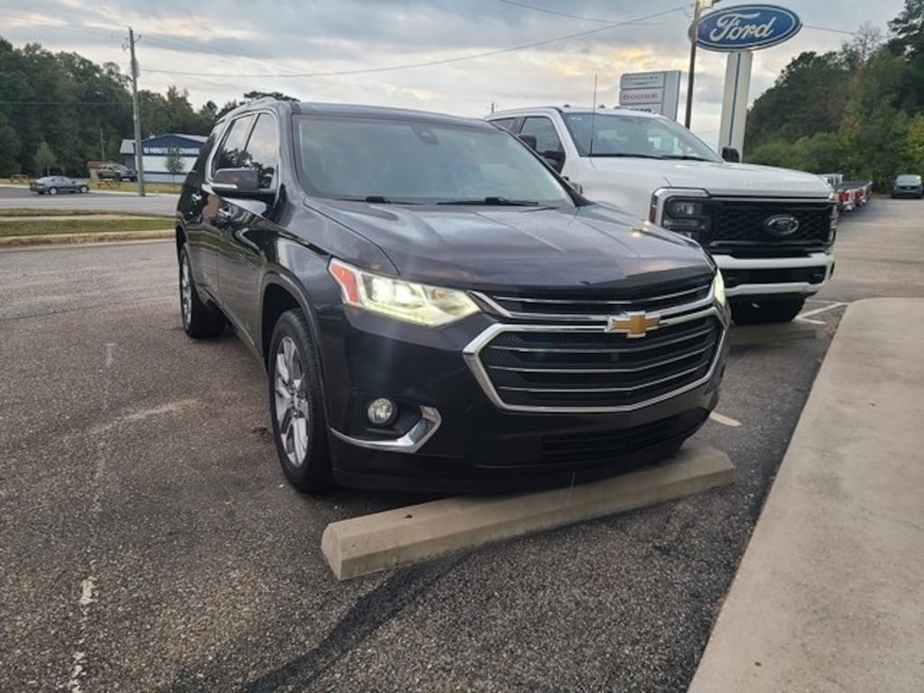 Used 2018 Chevrolet Traverse Premier SUV