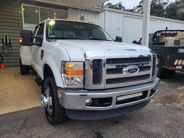 2010 Ford F-350 Super Duty Lariat's photo