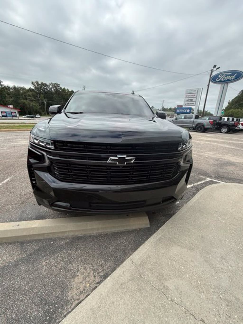 Used 2023 Chevrolet Suburban RST SUV