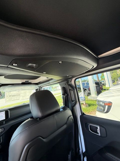 2026 Jeep Wrangler 4-Door Sahara - Photo 22