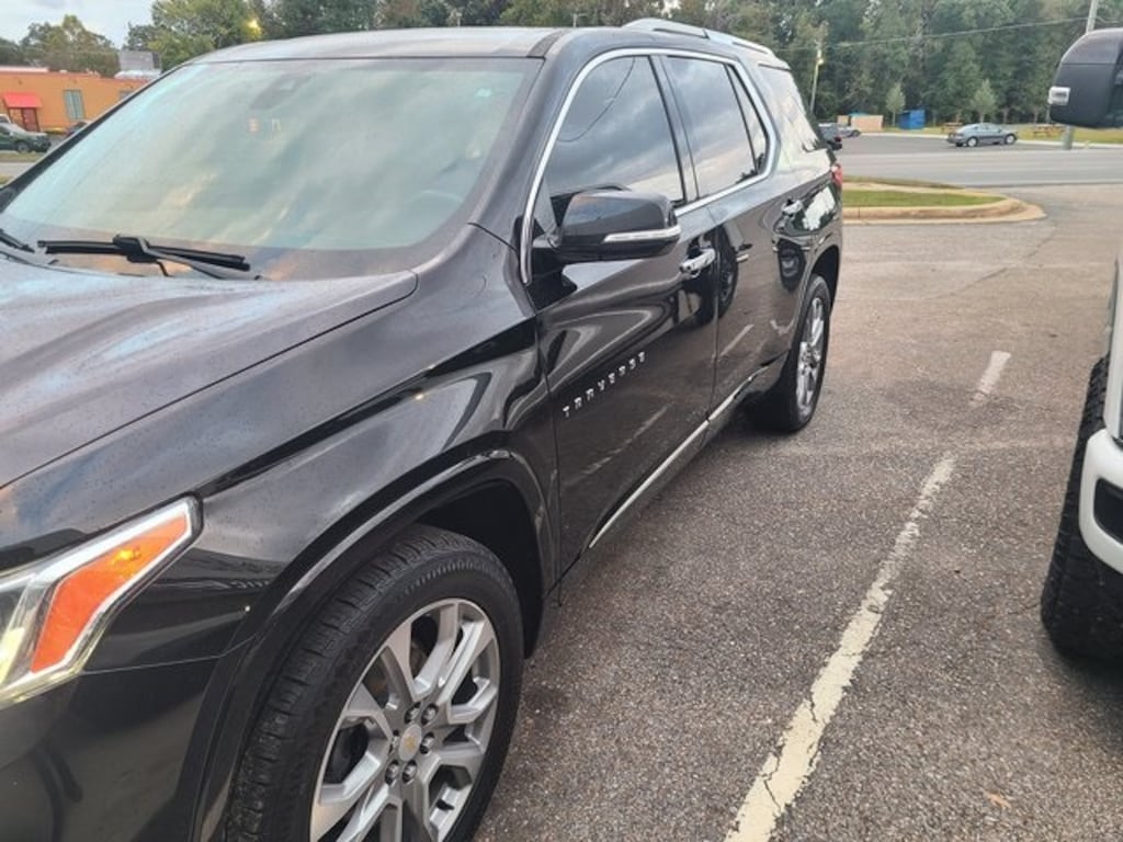 Used 2018 Chevrolet Traverse Premier SUV