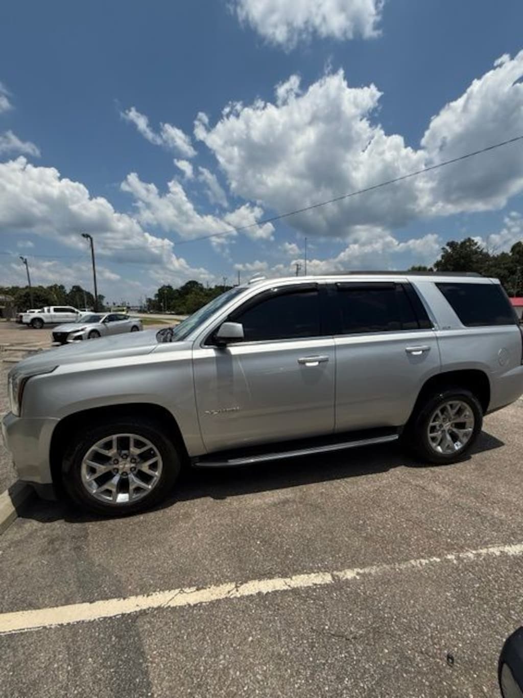 Used 2017 GMC Yukon SLT SUV