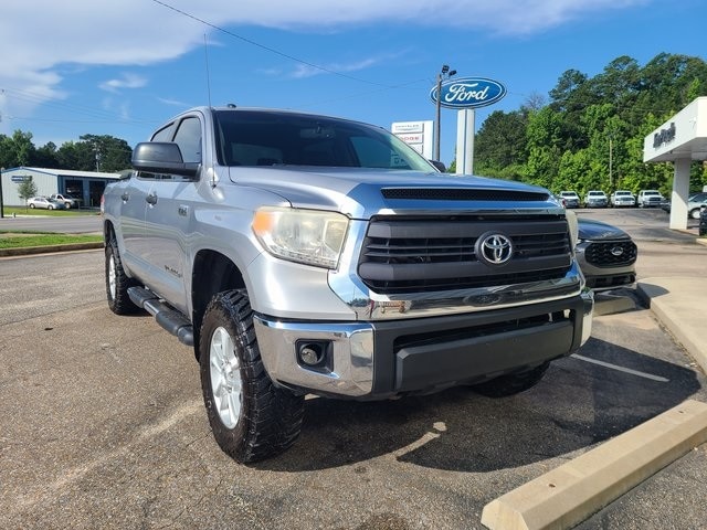 Used 2015 Toyota Tundra SR5 with VIN 5TFDW5F13FX429131 for sale in Brewton, AL