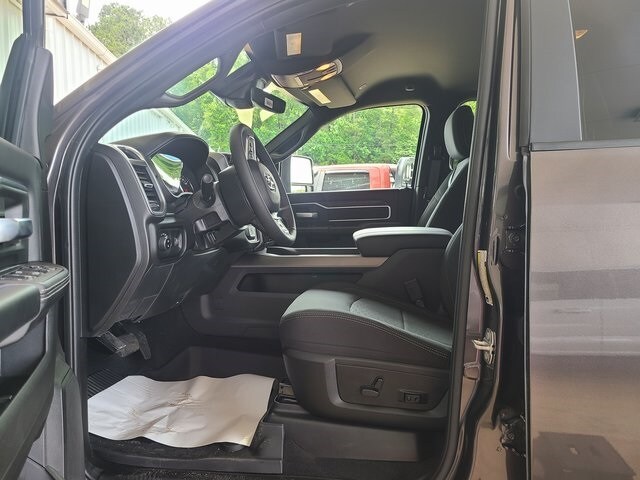2025 Ram 2500 Big Horn photo 3