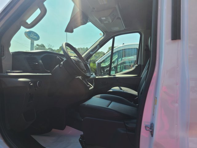 2025 Ford Transit photo 3