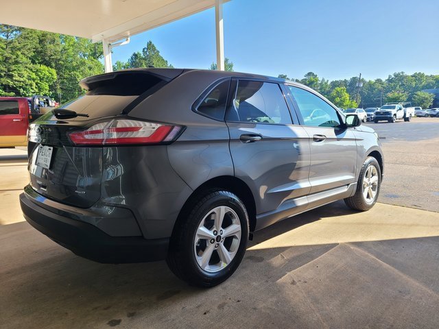 2024 Ford Edge SE photo 2