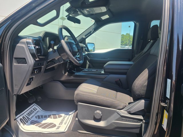2025 Ford F-150 STX photo 3