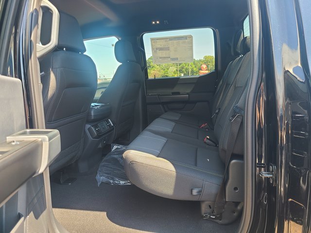 2025 Ford F-150 STX photo 4