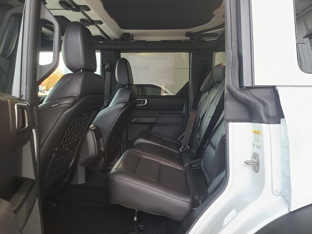 2025 Ford Bronco Badlands photo 4