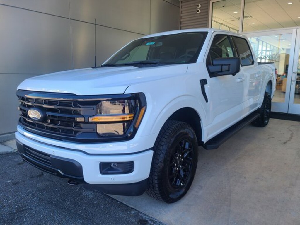 New 2025 Ford F-150 XLT Truck SuperCrew Cab