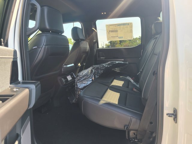 2025 Ford F-150 Lariat photo 4