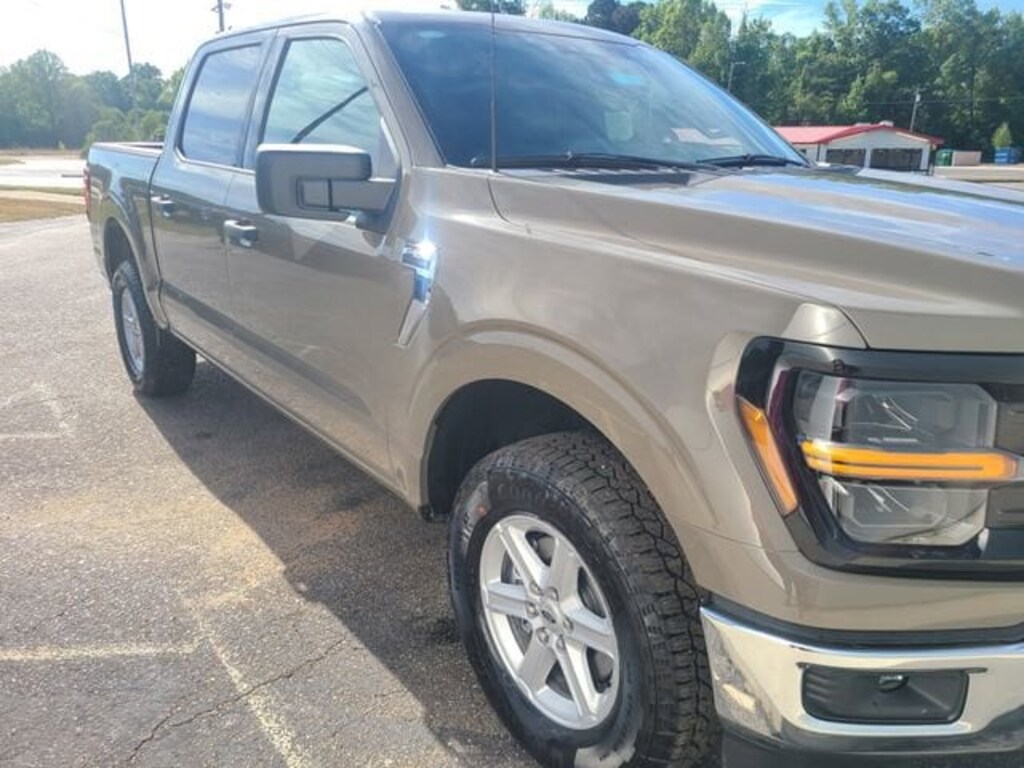 New 2026 Ford F-150 XLT Truck SuperCrew Cab