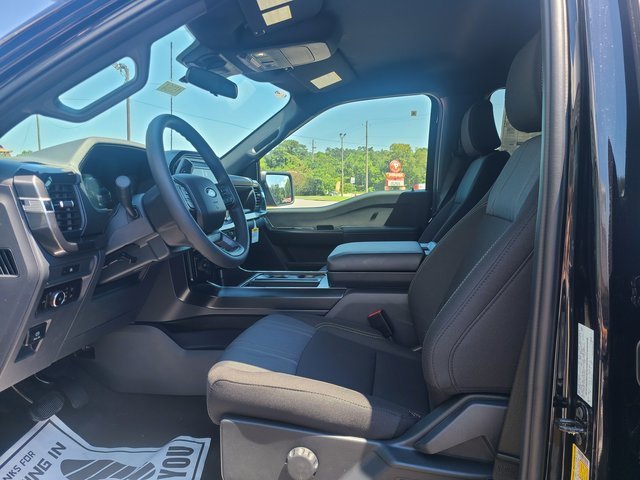 2025 Ford F-150 STX photo 3