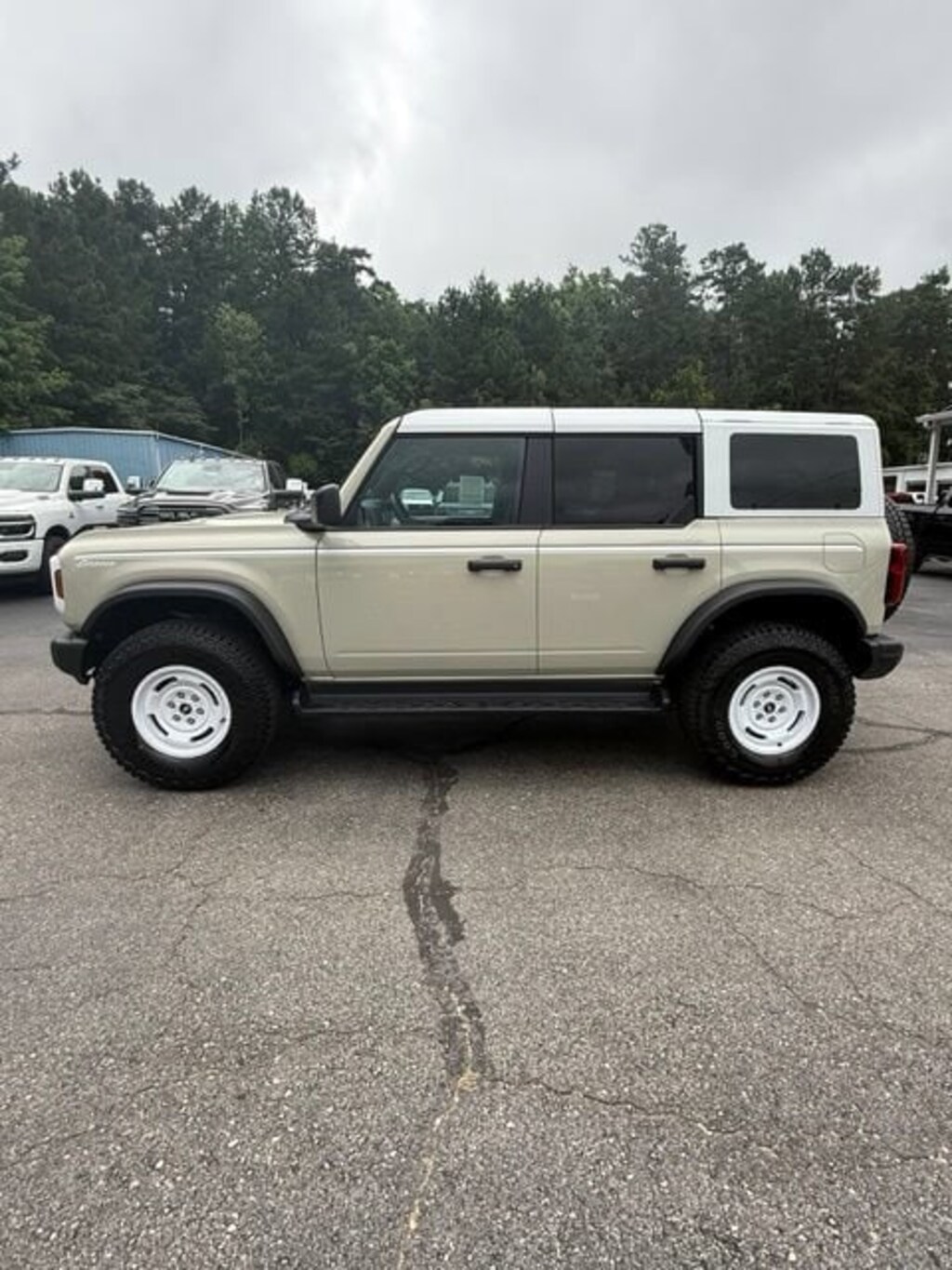 New 2026 Ford Bronco Heritage Edition SUV