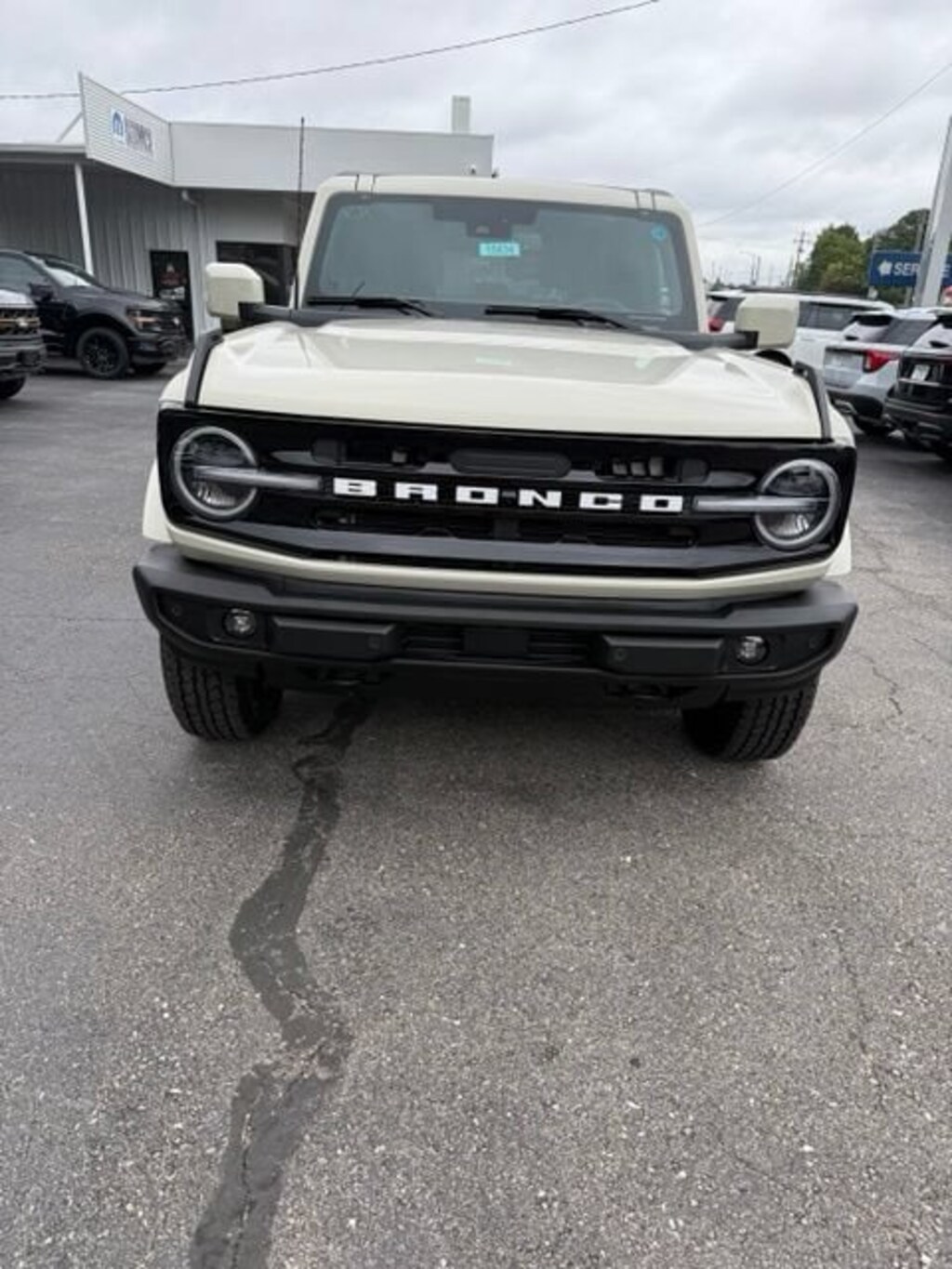 New 2026 Ford Bronco Outer Banks SUV