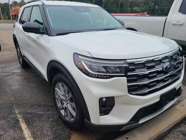 2025 Ford Explorer SUV 