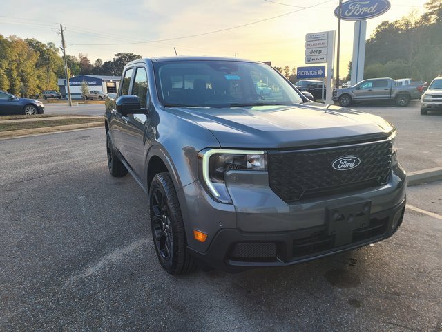 2026 Ford Maverick Lariat's photo