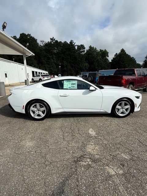 2026 Ford Mustang Coupe 