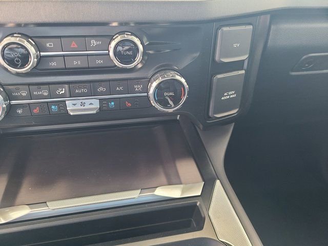 2026 Ford F-250 Super Duty Platinum - Photo 16