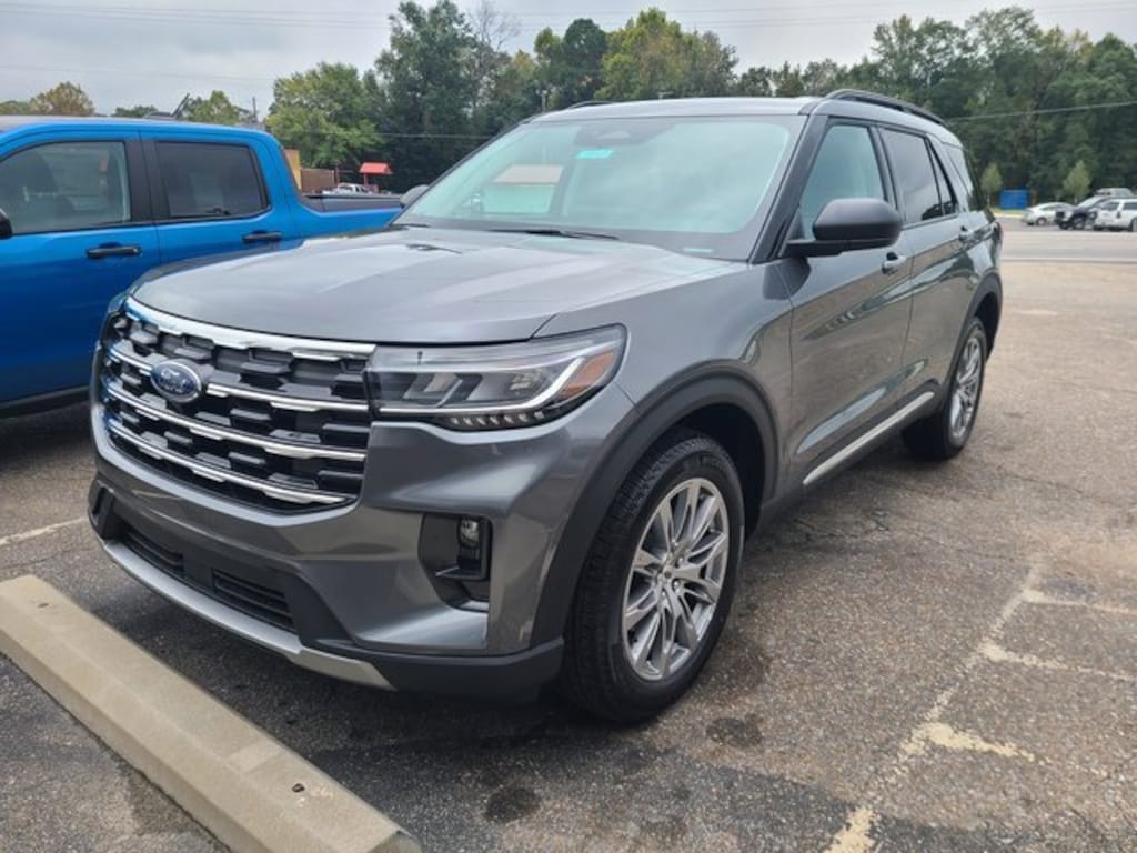 New 2025 Ford Explorer Active SUV