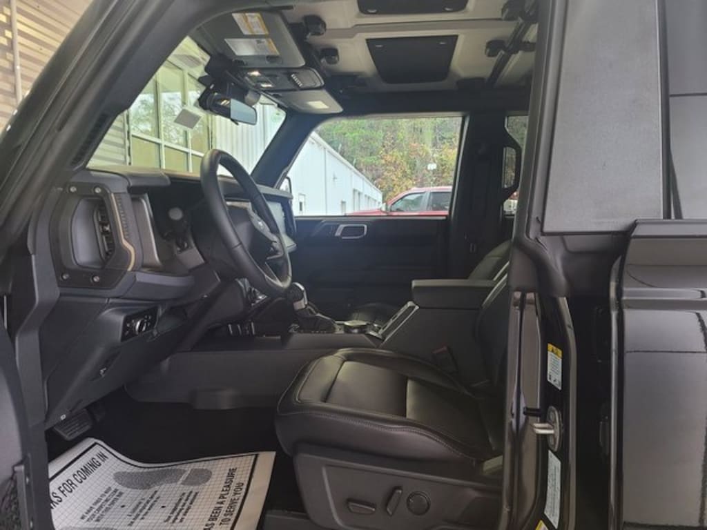 New 2025 Ford Bronco Badlands SUV