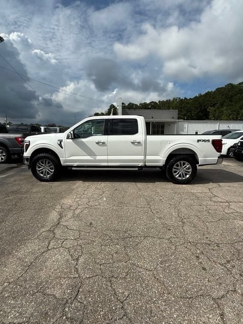 2025 Ford F-150 Truck SuperCrew Cab 