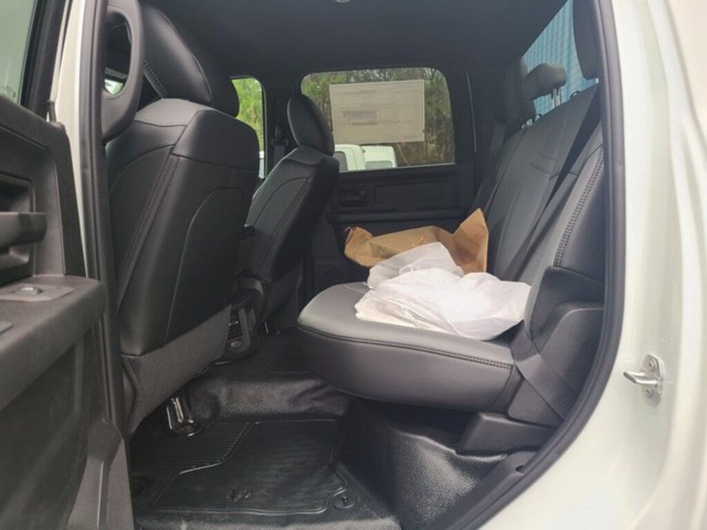 New 2026 Ram 3500 Chassis Cab Tradesman/Big Horn Truck Crew Cab