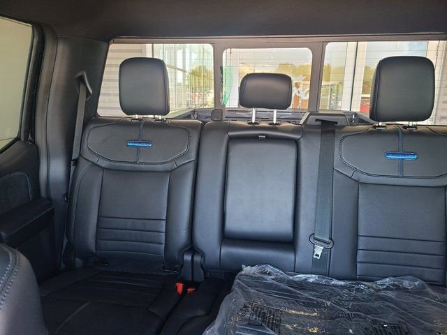 2026 Ford F-250 Super Duty Platinum - Photo 7
