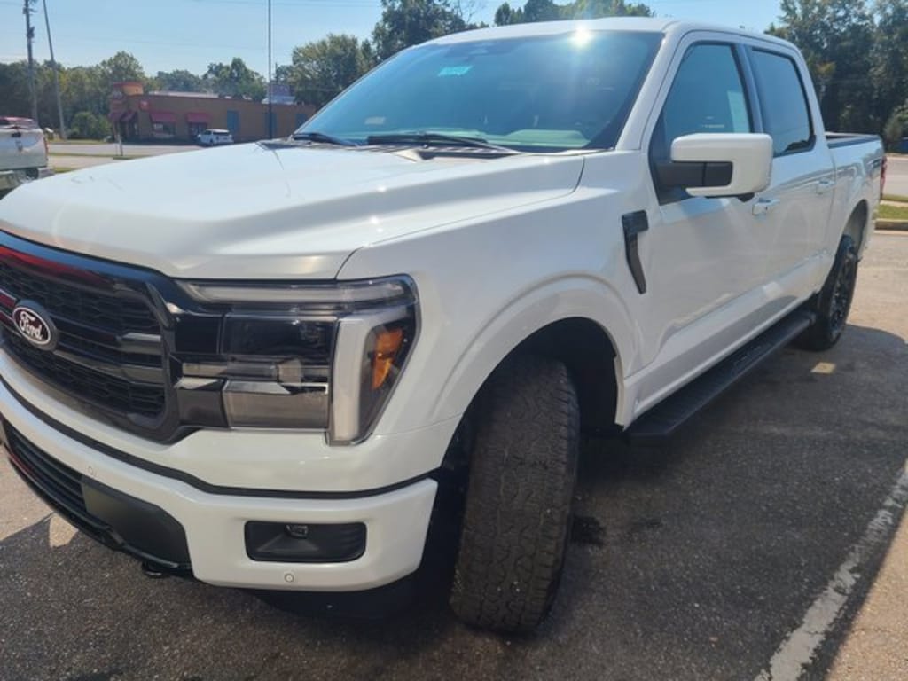 New 2025 Ford F-150 Lariat Truck SuperCrew Cab