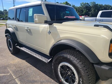 2025 Ford Bronco Outer Banks SUV
