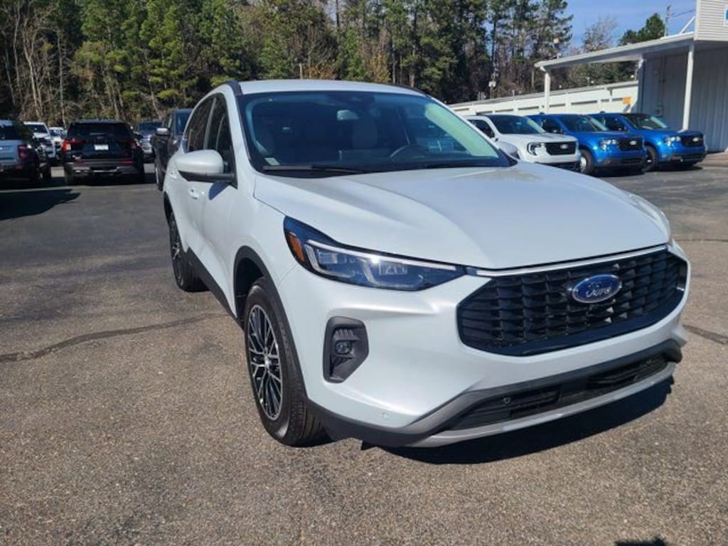 New 2026 Ford Escape PHEV SUV