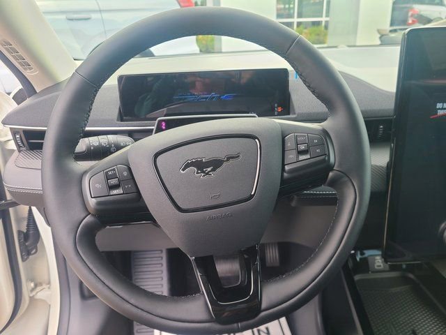 2025 Ford Mustang Mach-E Select - Photo 8