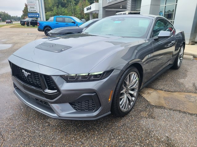 2025 Ford Mustang Coupe 