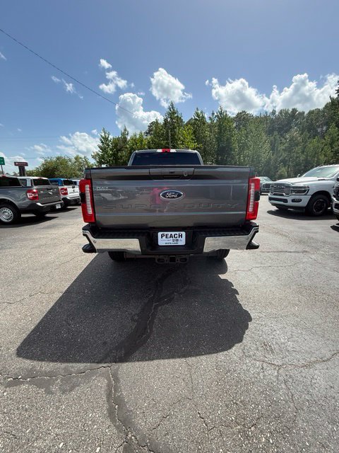 New 2026 Ford F-250 LARIAT Truck Crew Cab