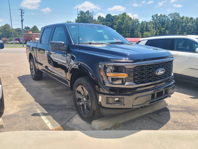 2025 Ford F-150 Truck SuperCrew Cab 