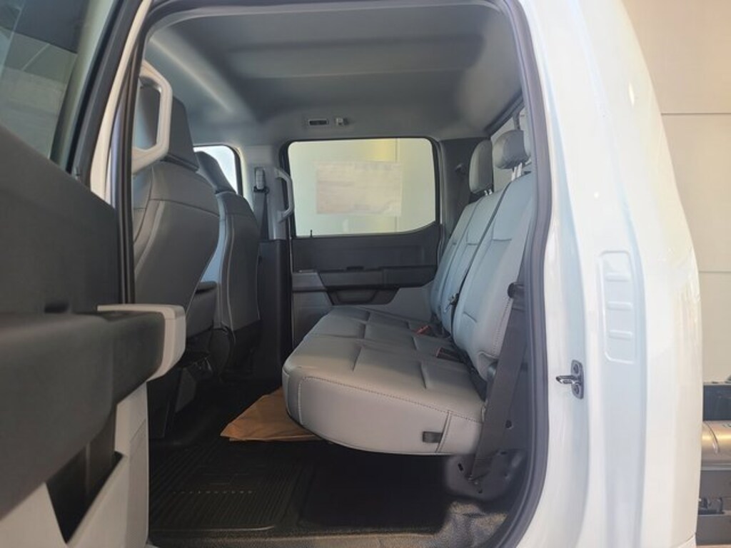 New 2026 Ford F-350 Chassis Truck Crew Cab