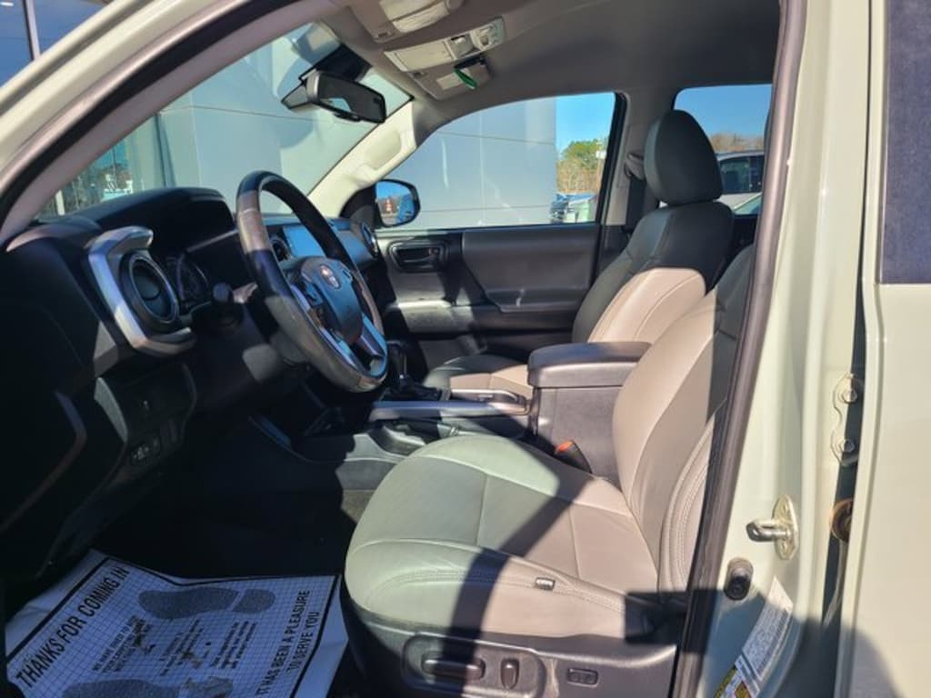 Used 2020 Toyota Tacoma SR5 V6 Truck Double Cab