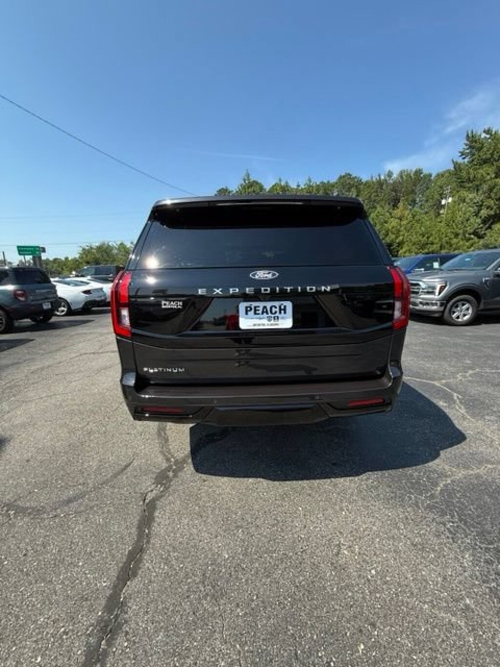 New 2027 Ford Expedition Platinum SUV