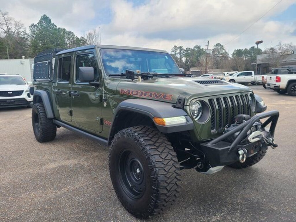Used 2023 Jeep Gladiator Mojave Truck Crew Cab