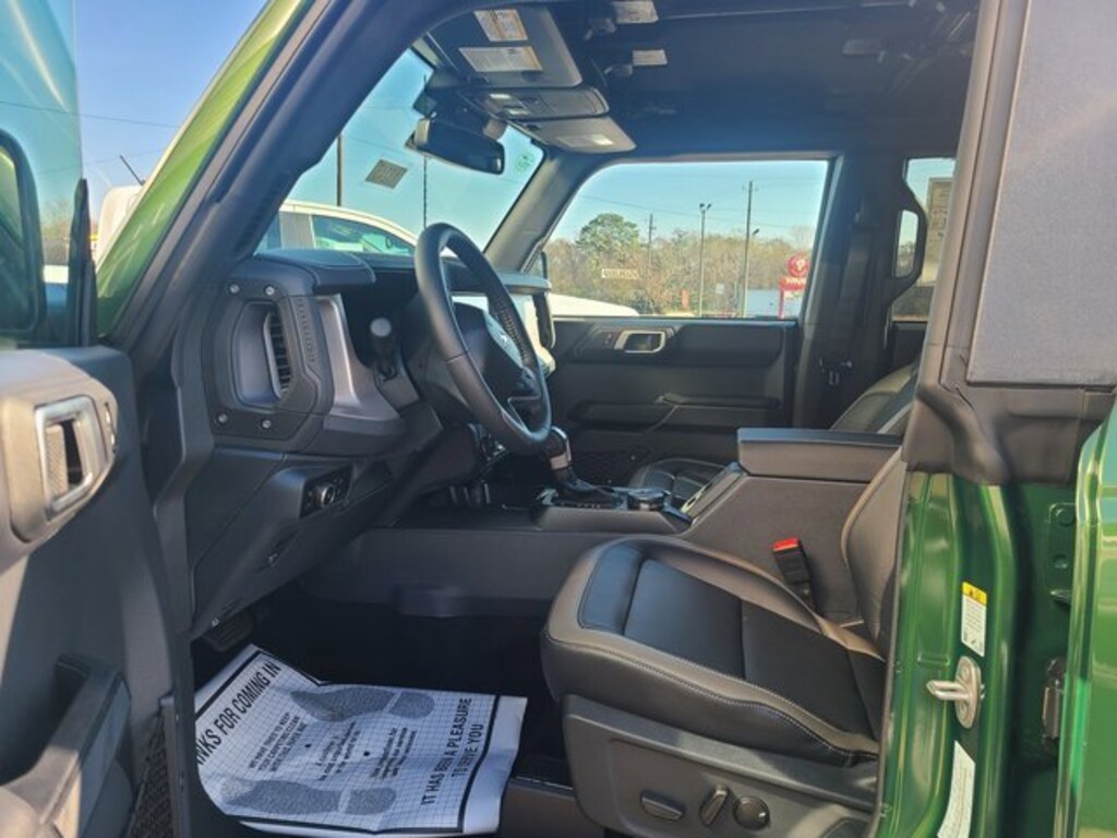 New 2025 Ford Bronco Outer Banks SUV