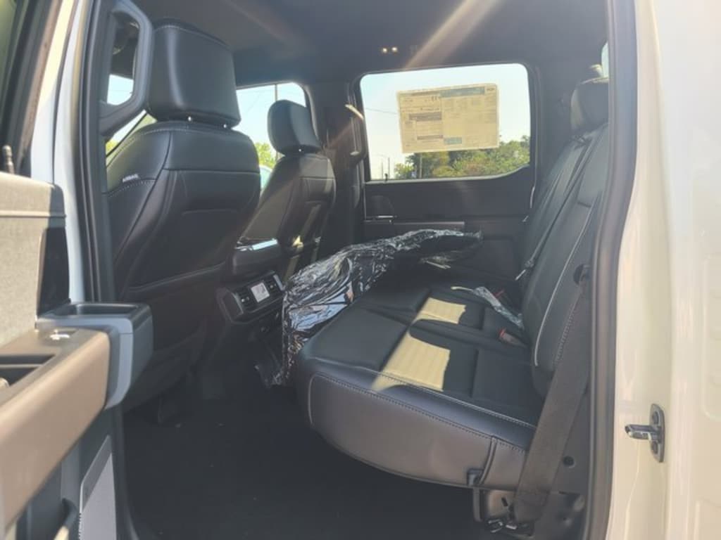 New 2025 Ford F-150 Lariat Truck SuperCrew Cab