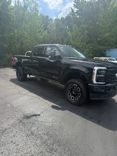 2026 Ford F-250 Super Duty Platinum - Photo 18