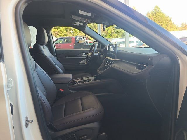 2026 Ford Explorer Platinum - Photo 6