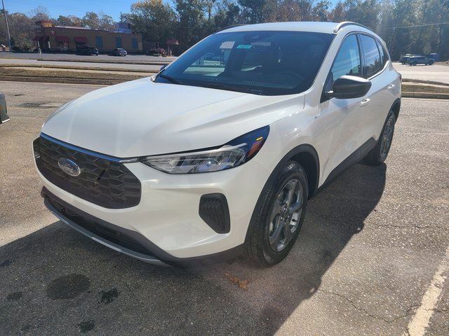 2026 Ford Escape ST-Line's photo