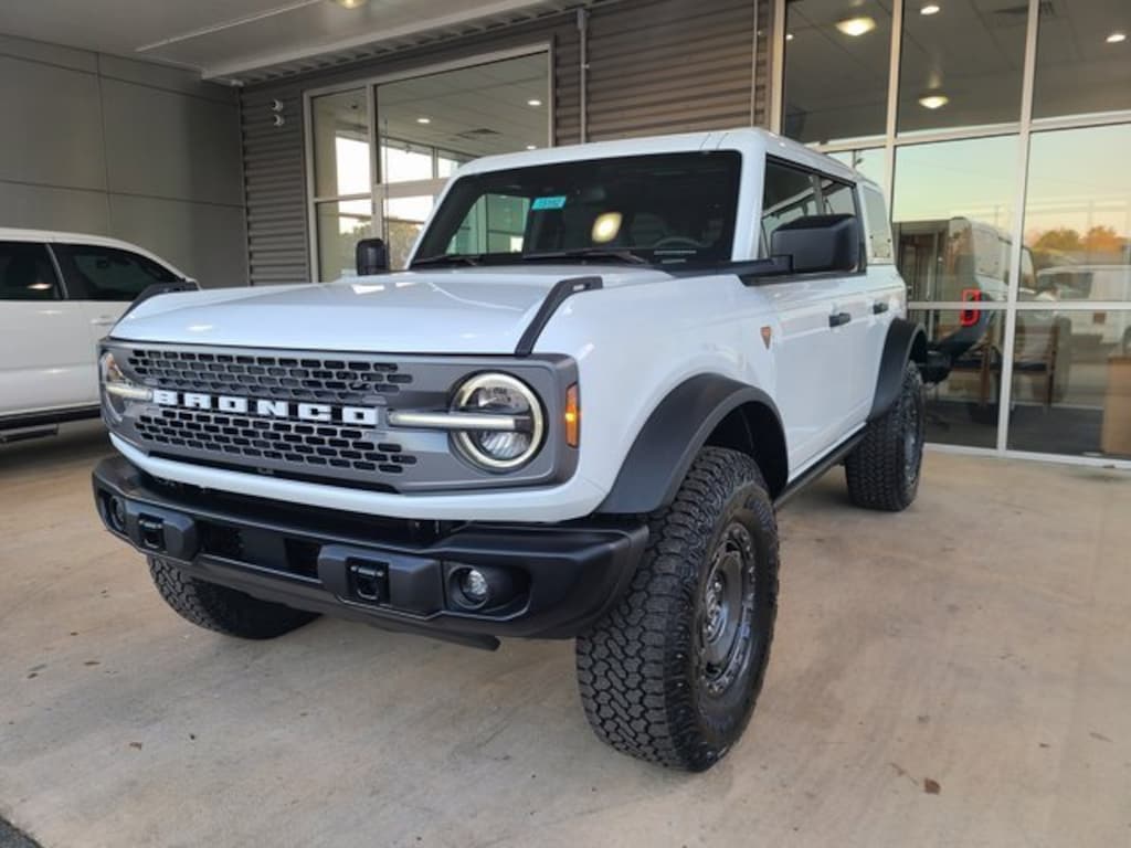New 2025 Ford Bronco Badlands SUV