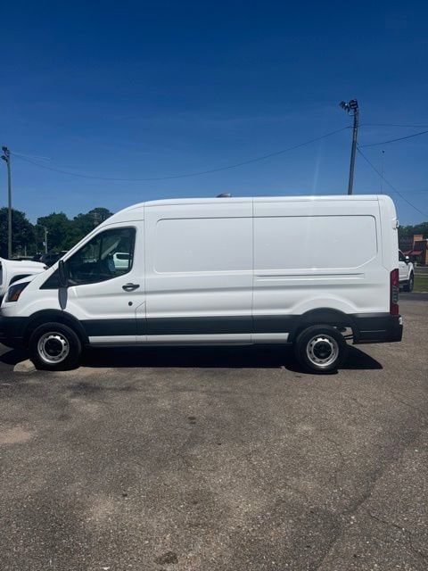 2026 Ford Transit 250 Med Roof 148 WB's photo